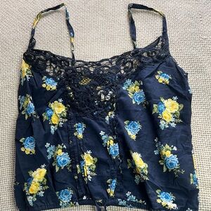 Women’s Abercrombie & Fitch Top
